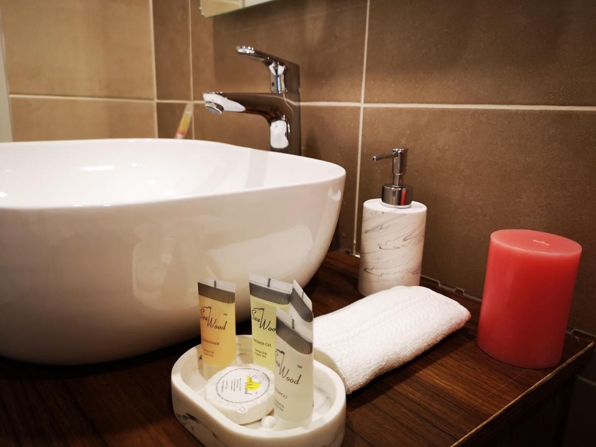 E14, Forest View Apartments, Deposit Required To Confirm Booking Кололи Экстерьер фото